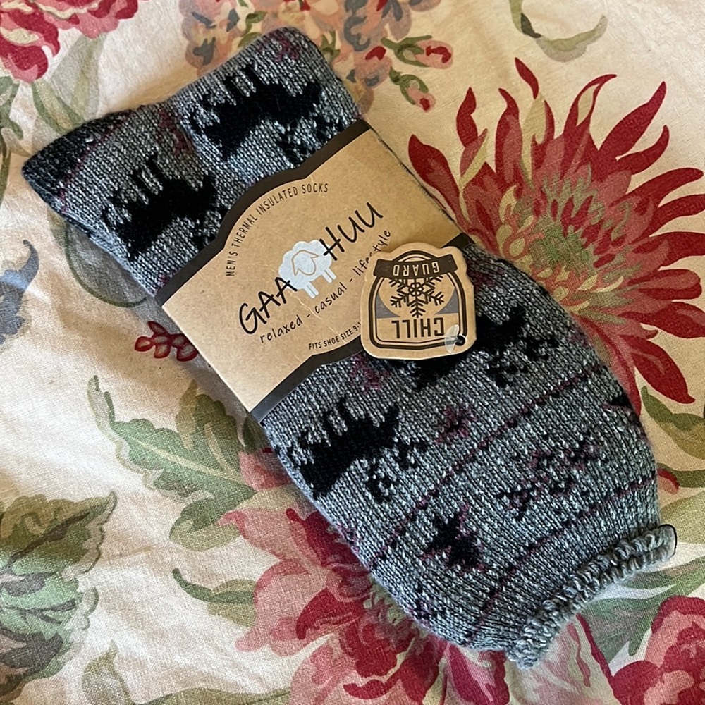 GAA HUU Size Men 9-13 Knit Crew Thermal Insulated Socks Moose Reindeer $29 NEW